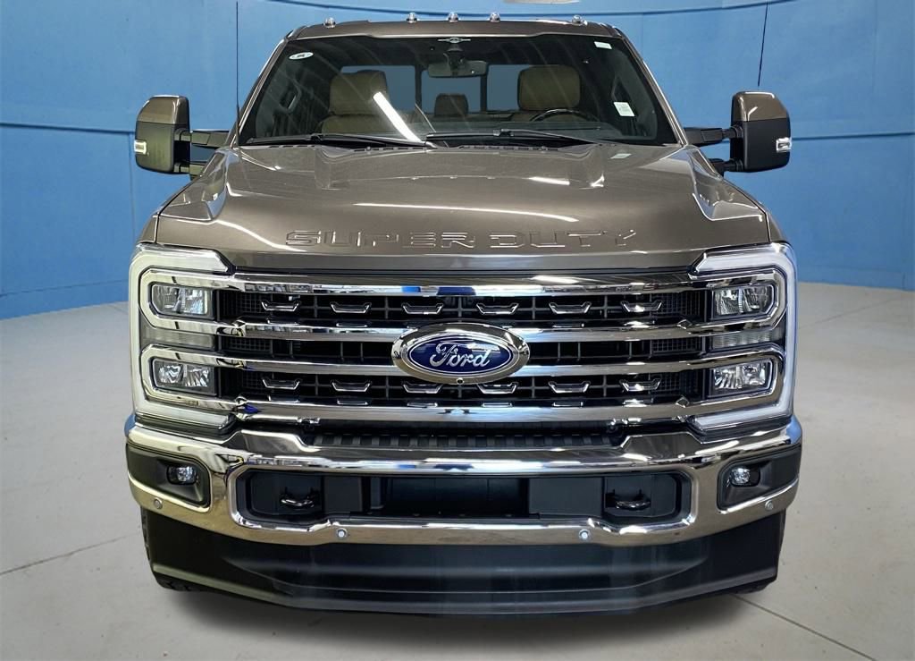 Used 2023 Ford F350 Lariat w/ Lariat Ultimate Package image 4