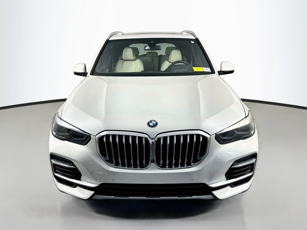 Used 2022 BMW X5 sDrive40i w/ Premium Package RWD image 2