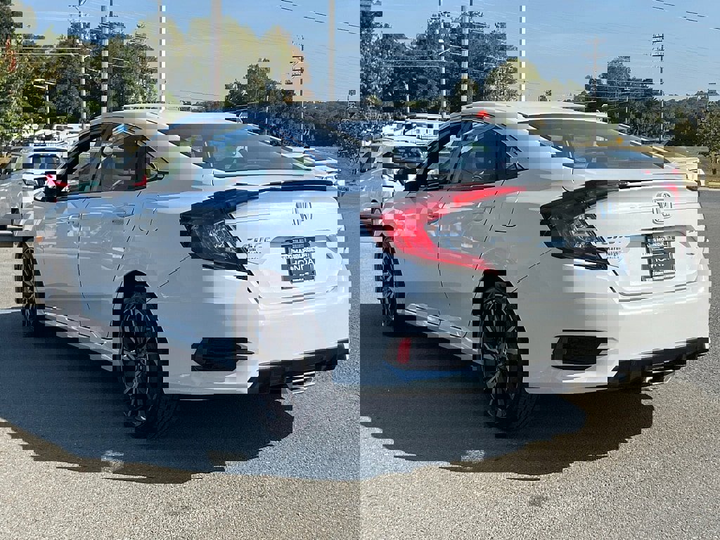 Used 2020 Honda Civic Sport image 4