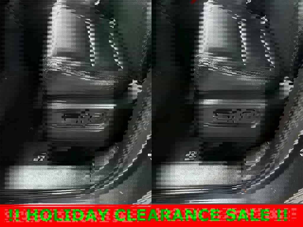 Used 2016 Honda Pilot Touring image 25