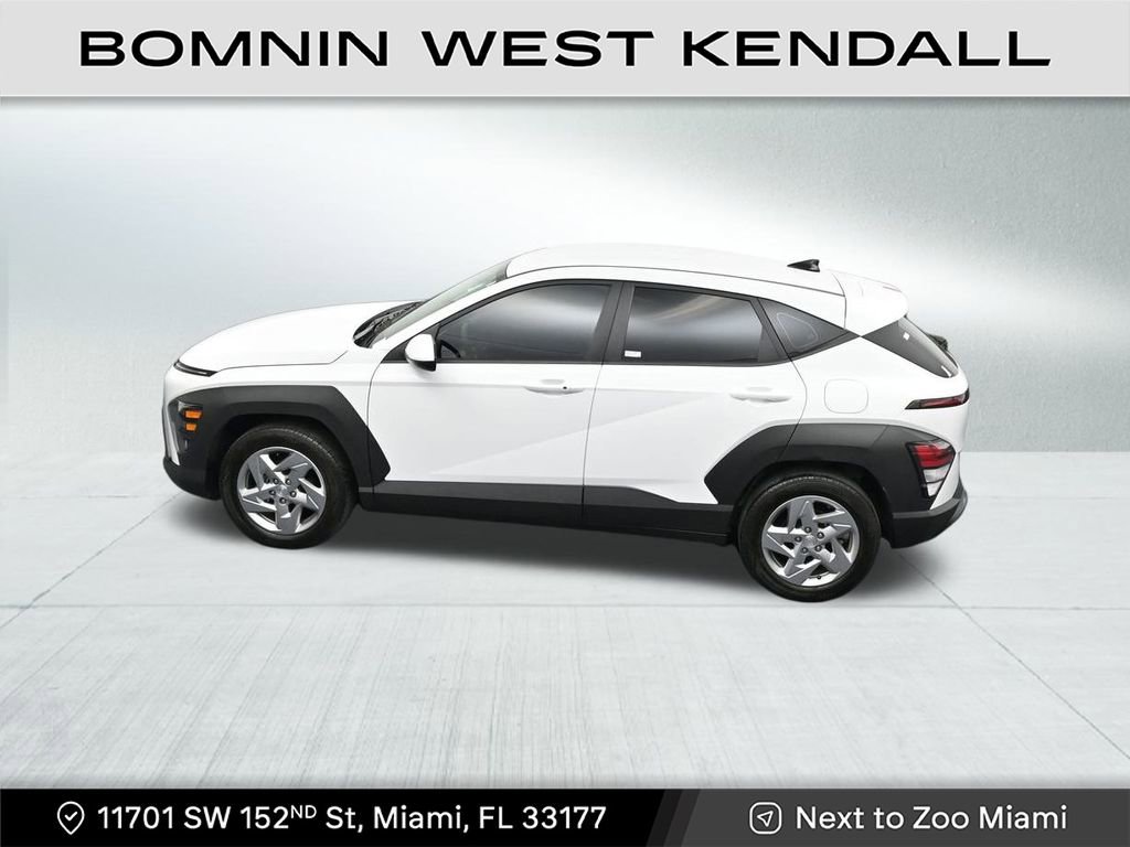 Used 2024 Hyundai Kona SE image 14