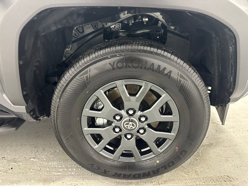 Used 2025 Toyota 4Runner SR5 image 61