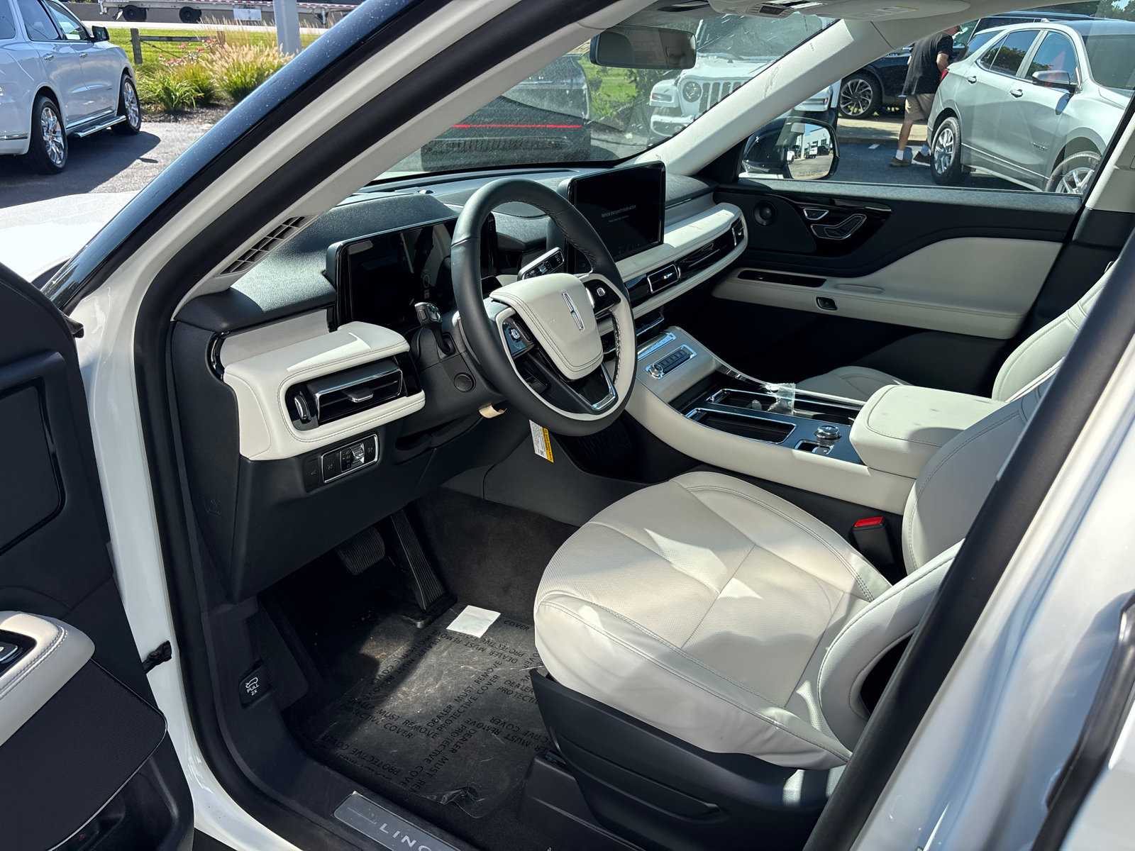 New 2027 Lincoln Aviator Reserve AWD/4WD image 22