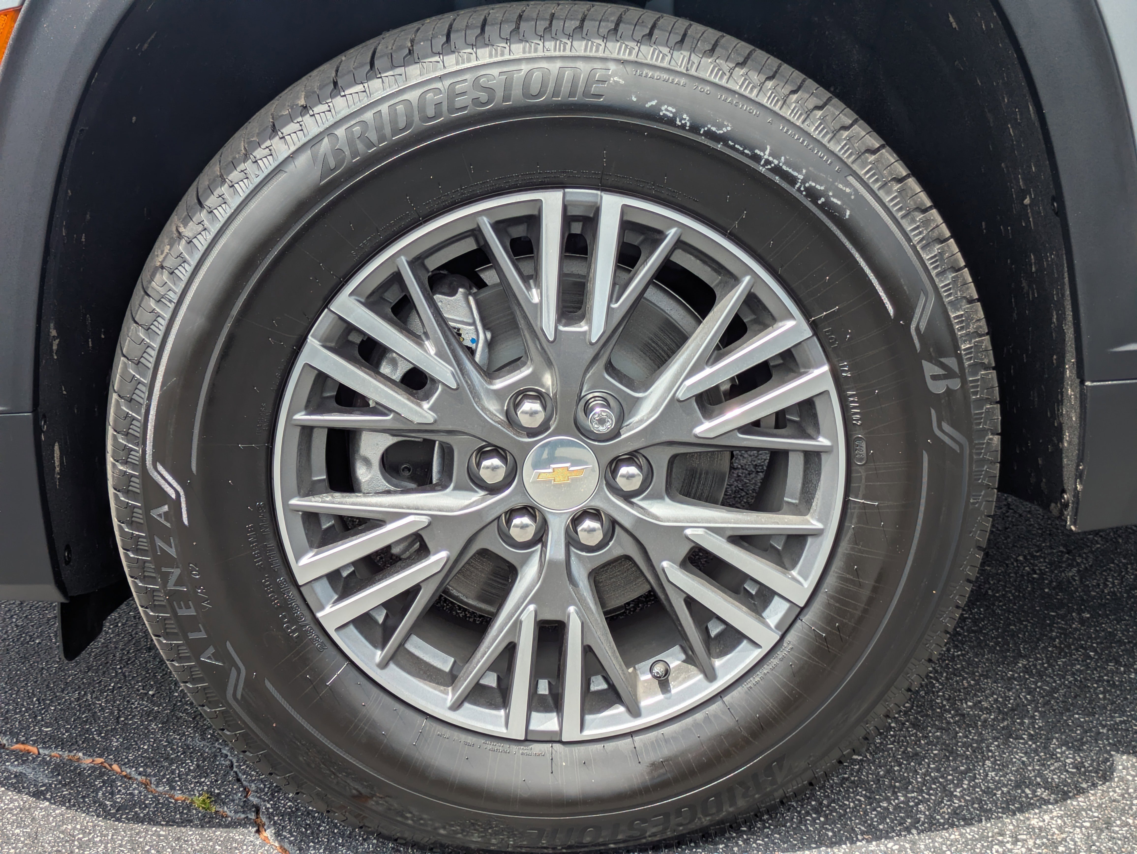 New 2026 Chevrolet Traverse LT w/ Driver Confidence Package image 33