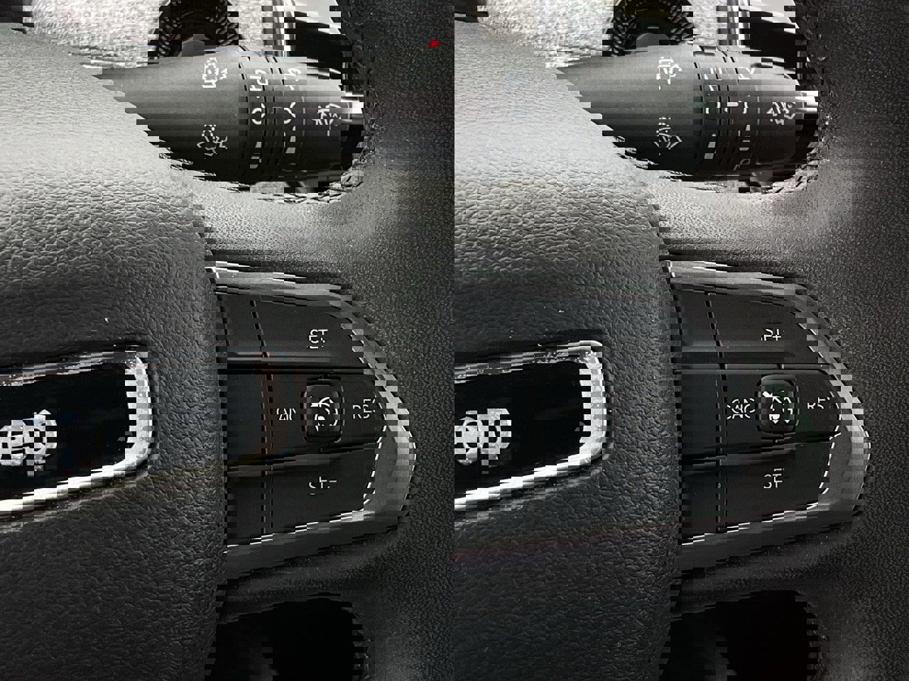 Used 2023 Jeep Compass Latitude image 23