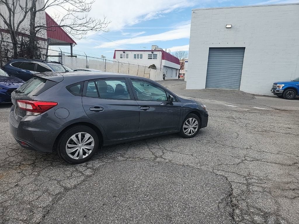 Used 2019 Subaru Impreza 2.0i w/ Eyesight image 3