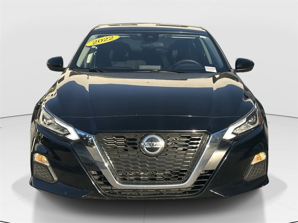 Used 2022 Nissan Altima 2.5 SV image 2