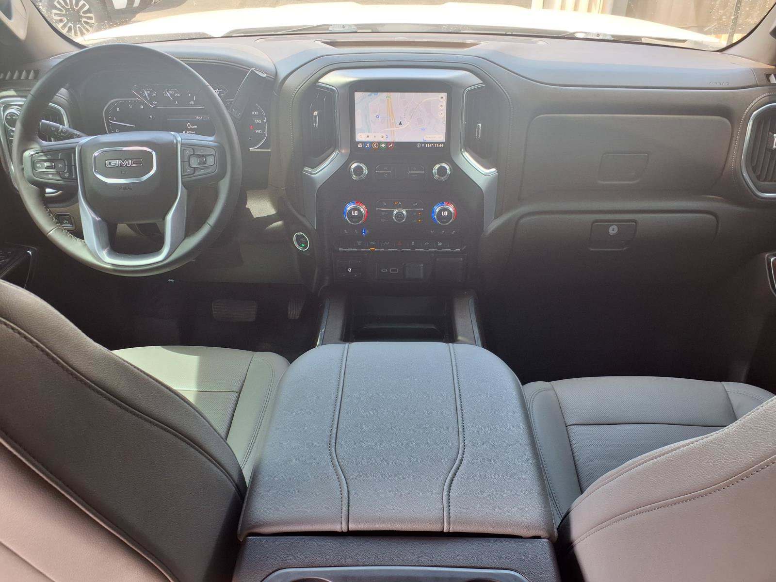 Used 2023 GMC Sierra 2500 SLT w/ SLT Convenience Package AWD/4WD image 17