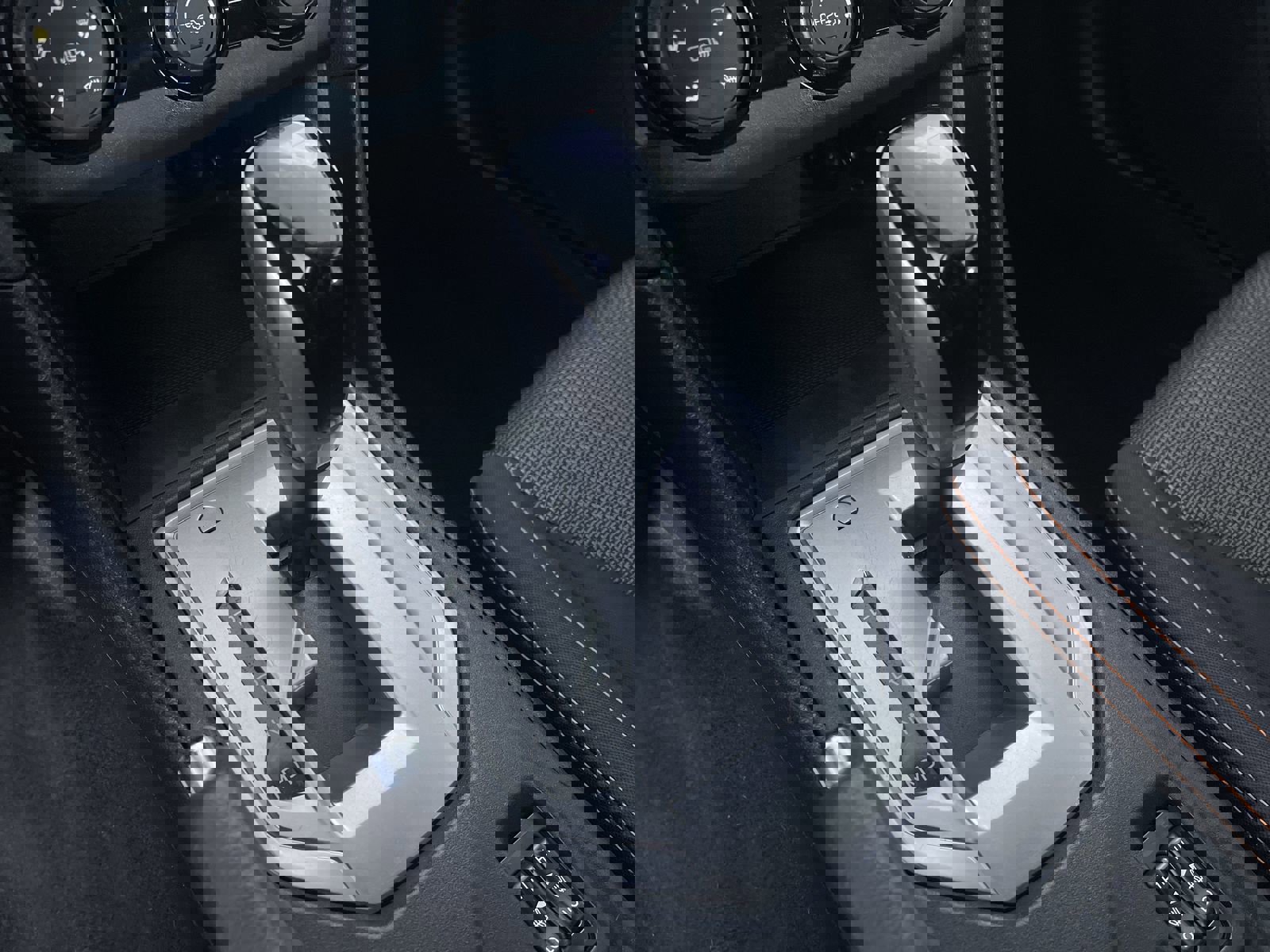 Used 2018 Subaru Crosstrek 2.0i Premium AWD/4WD image 21