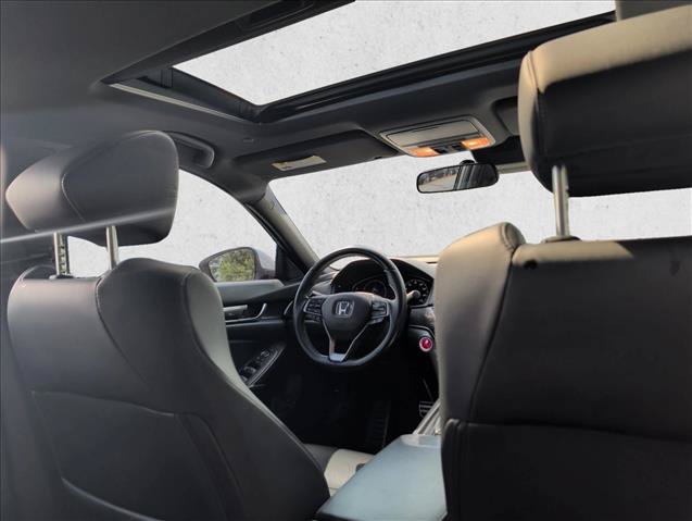 Used 2018 Honda Accord Sport image 17