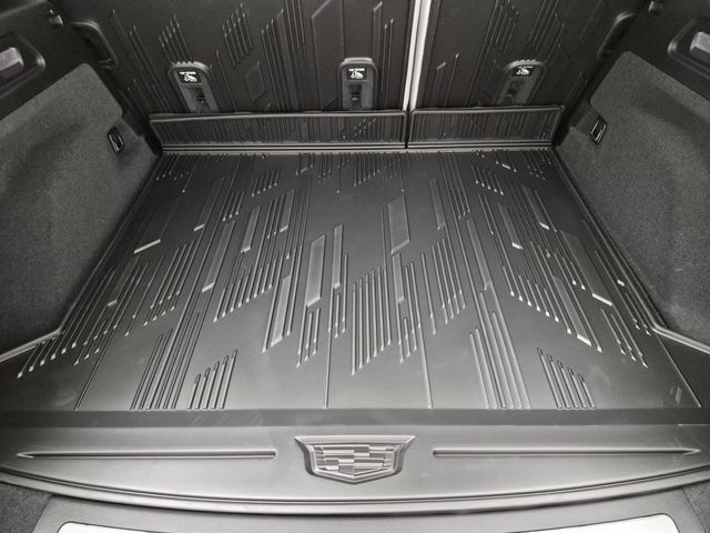 New 2026 Cadillac Lyriq Luxury w/ LPO, Floor Liner Package AWD/4WD image 24