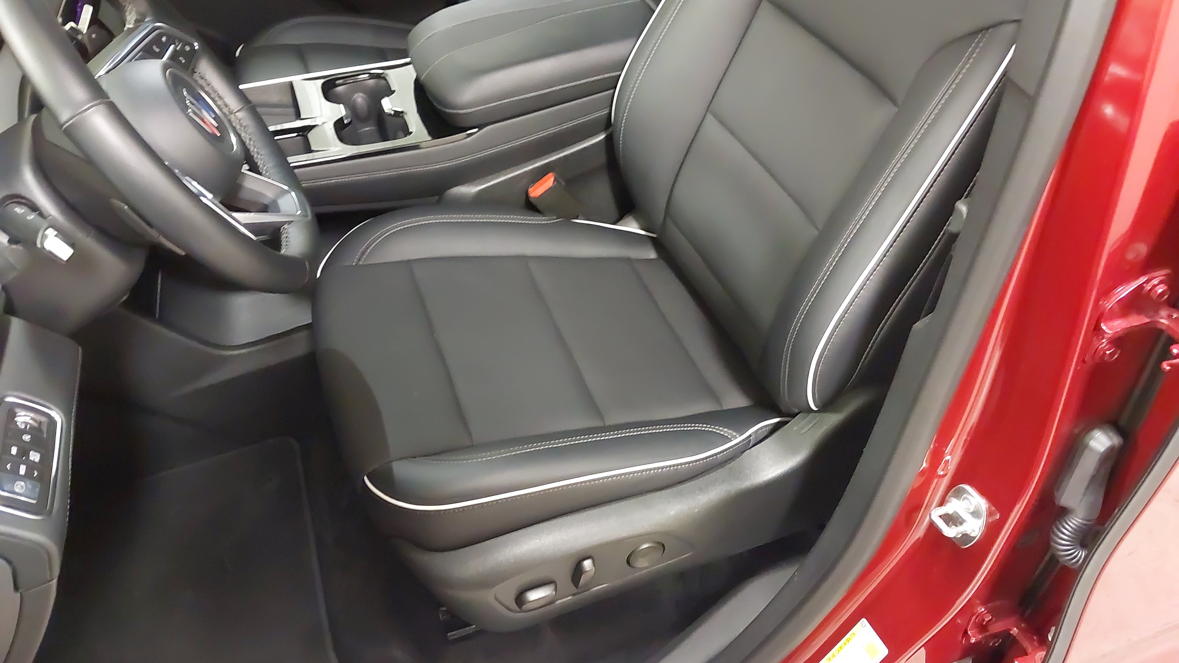Used 2026 Buick Enclave Preferred AWD/4WD image 22