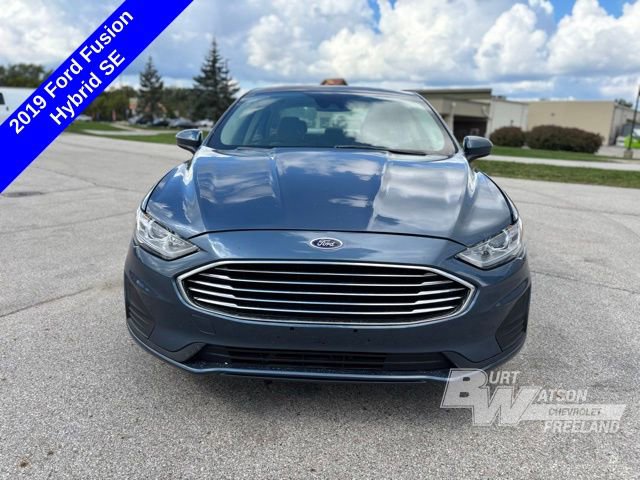 Used 2019 Ford Fusion SE video 3