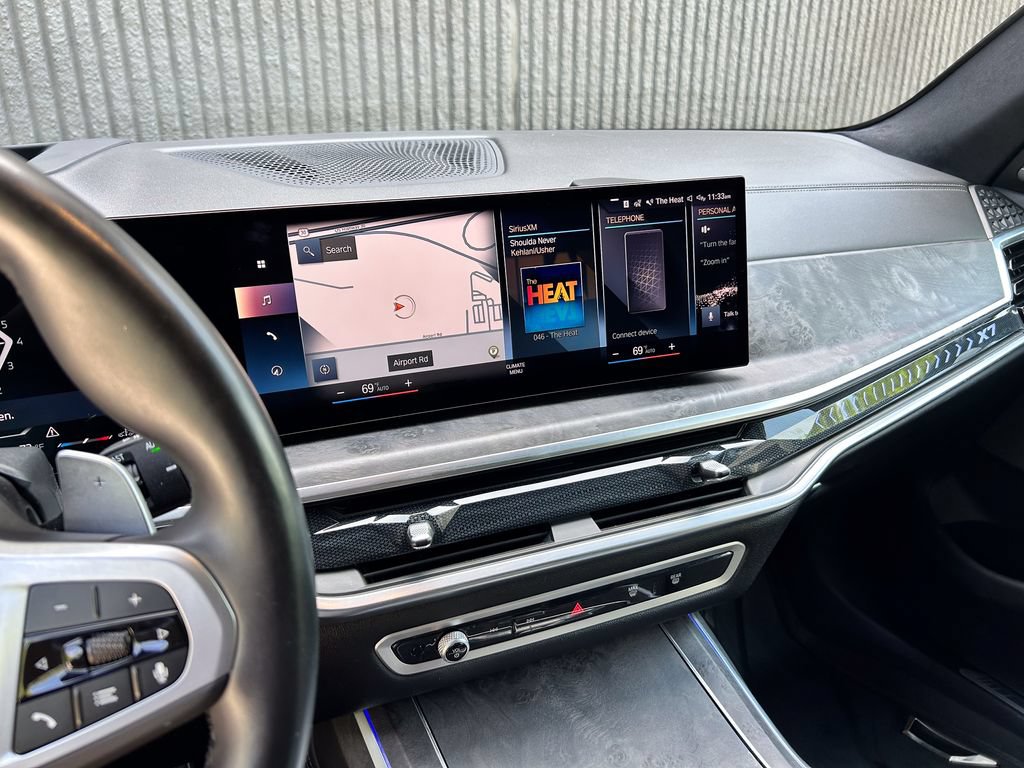Used 2023 BMW X7 xDrive40i w/ M Sport Package AWD/4WD image 30