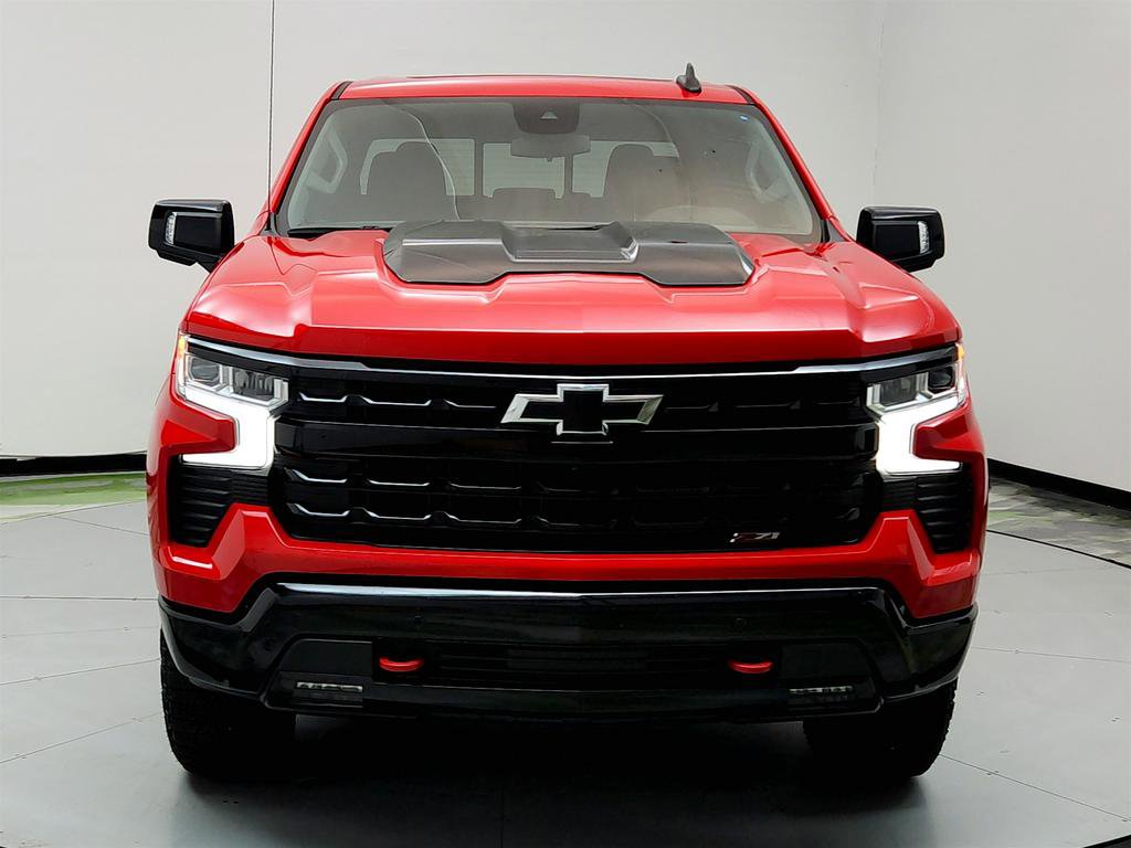 Used 2024 Chevrolet Silverado 1500 LT Trail Boss w/ LT Trail Boss Premium Package image 2