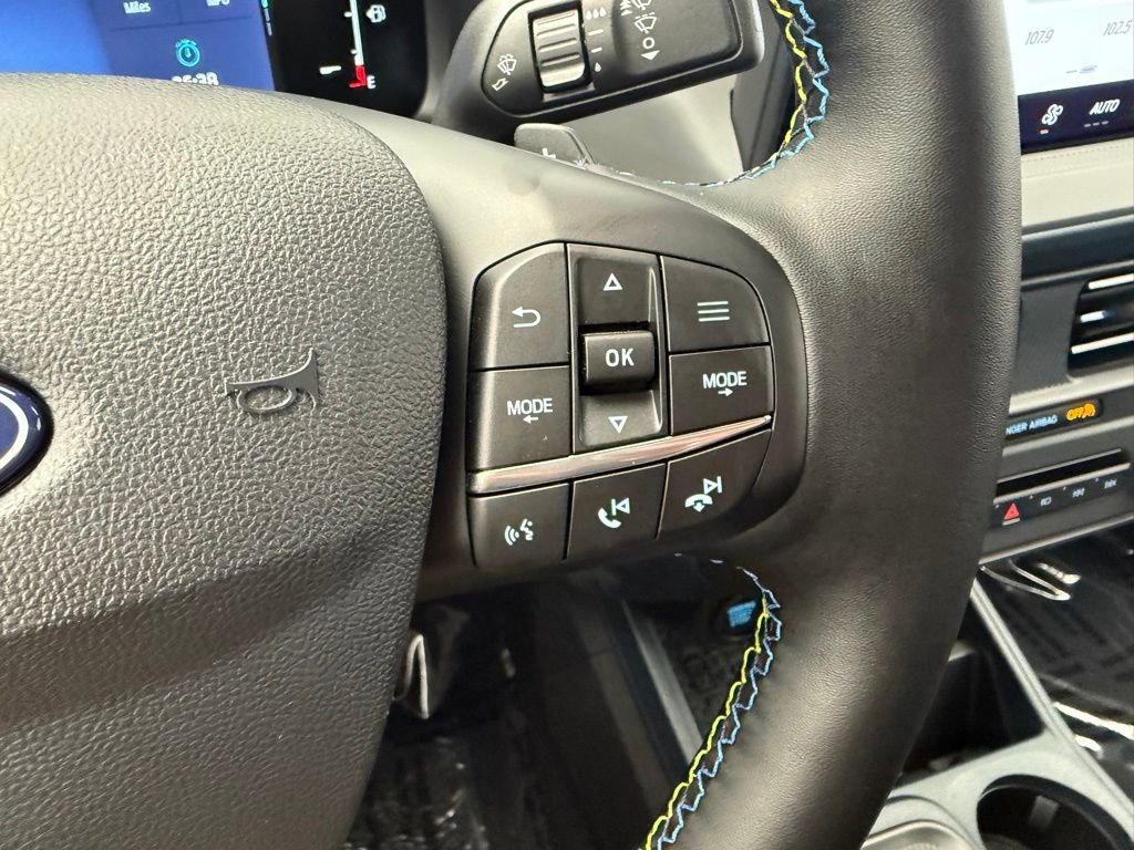 New 2025 Ford Maverick Lobo AWD/4WD image 46