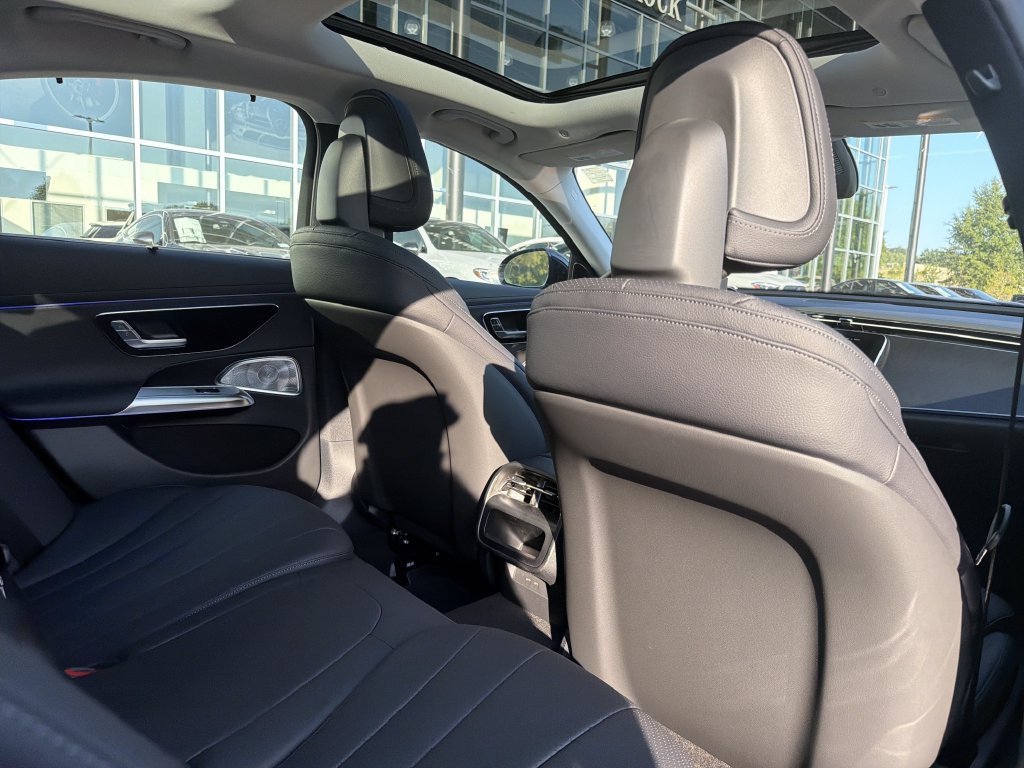 New 2027 Mercedes-Benz E 450 4MATIC Sedan image 16