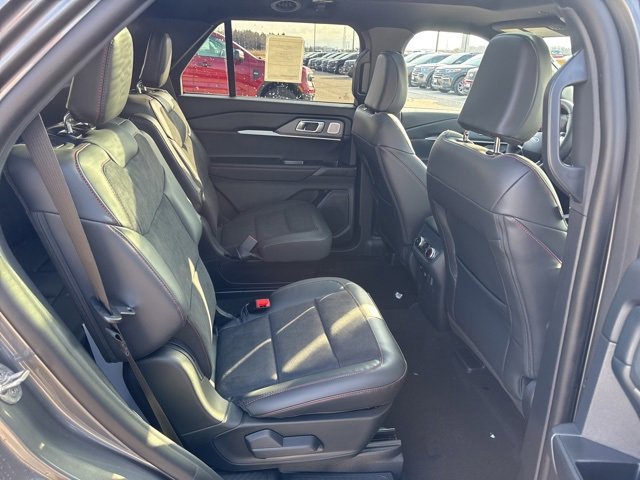 New 2026 Ford Explorer ST image 16