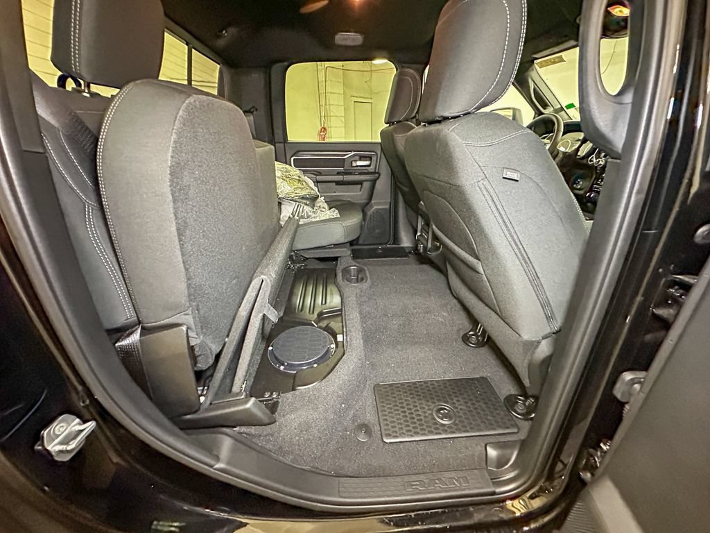 New 2026 RAM 2500 Big Horn AWD/4WD image 4