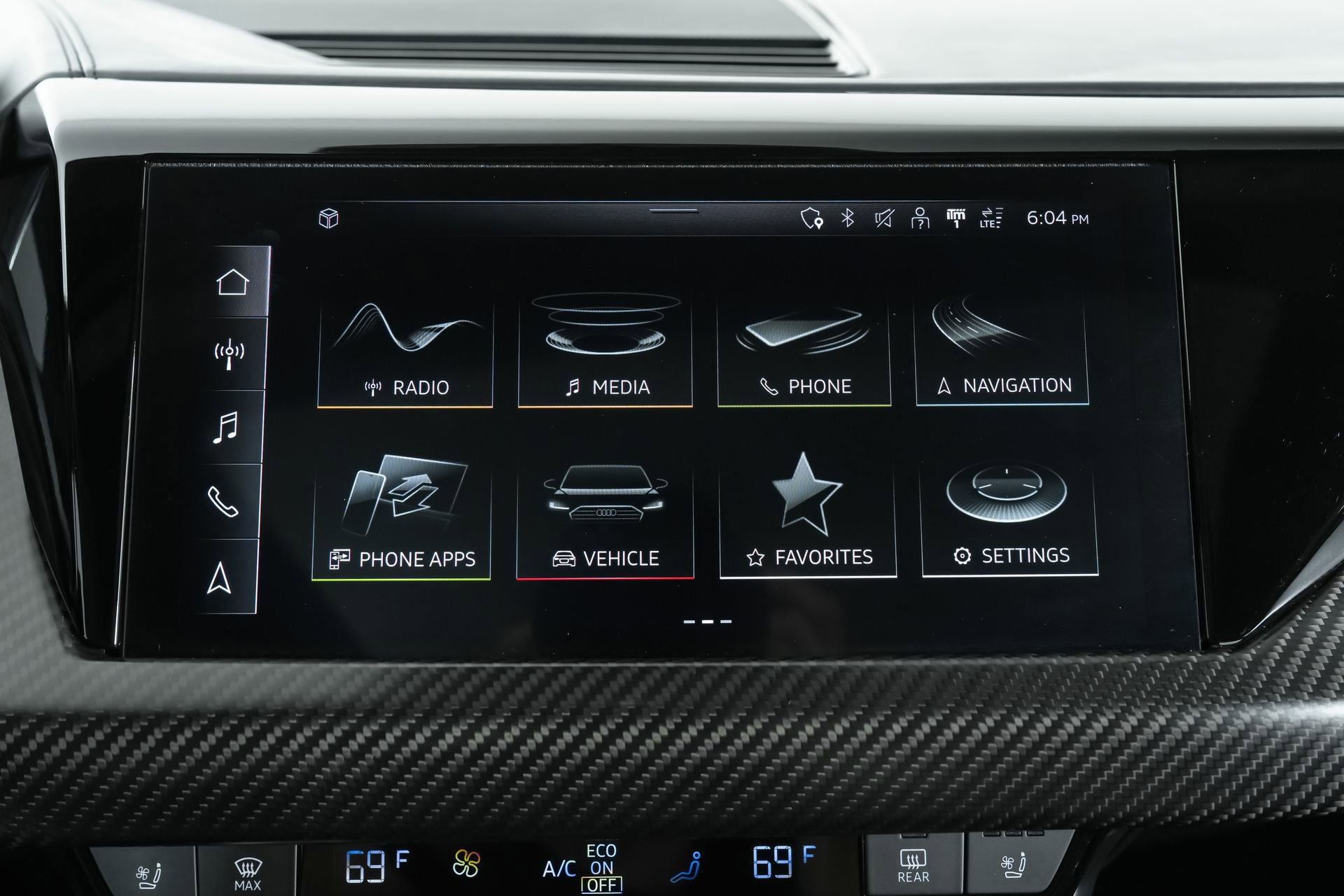 Used 2022 Audi e-tron GT Prestige image 27