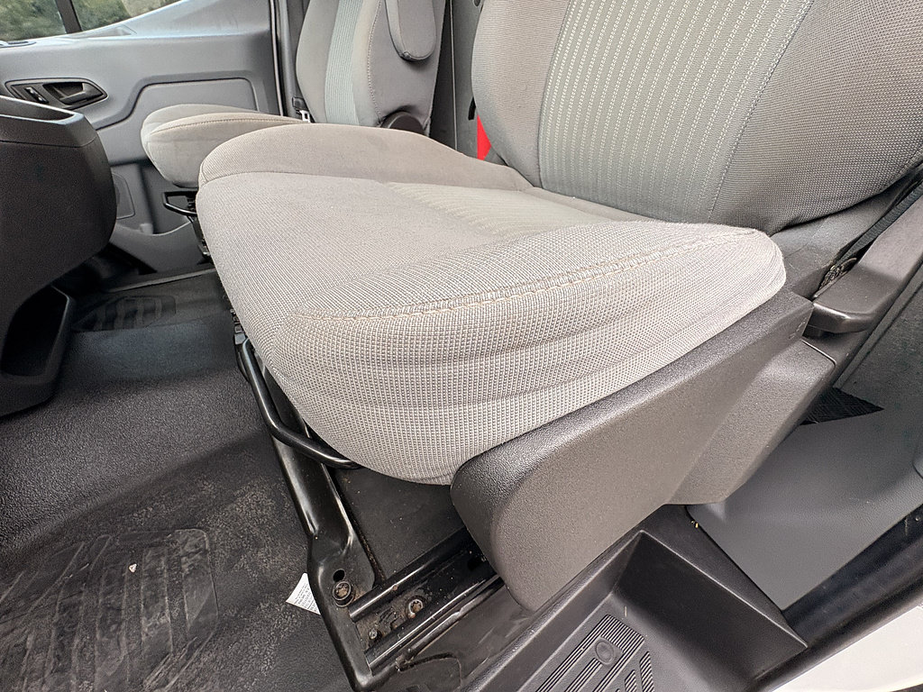 Used 2016 Ford Transit 250 130 Low Roof w/ Exterior Upgrade Package RWD image 23