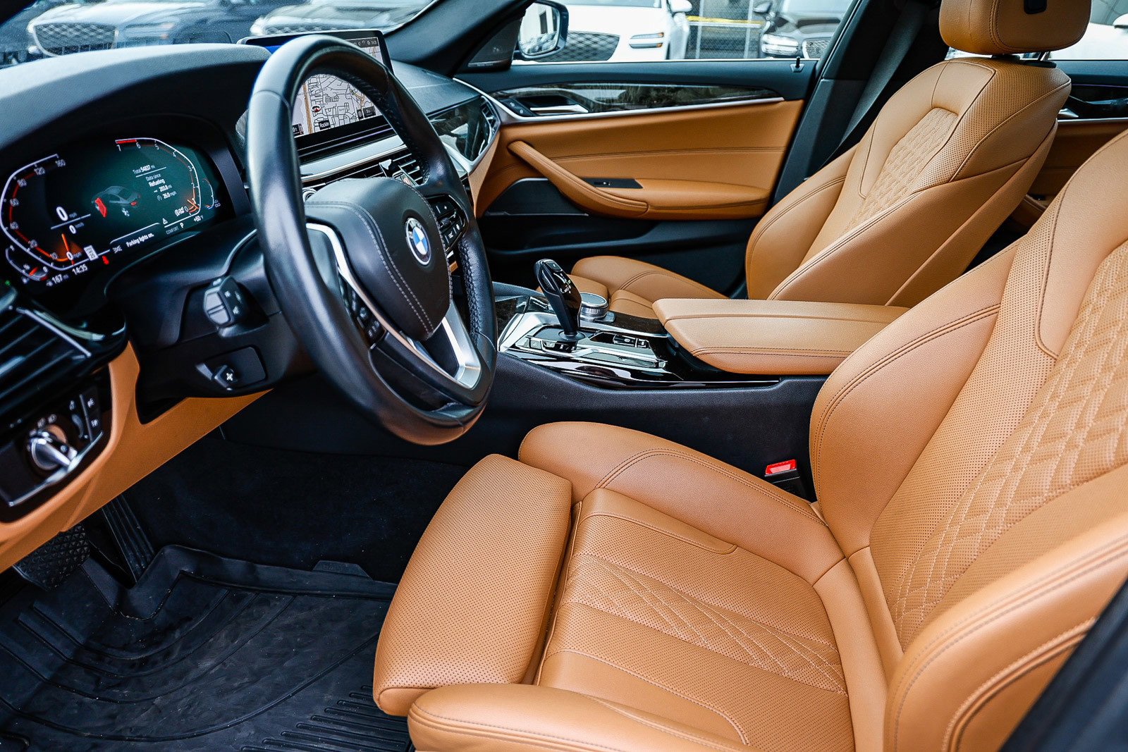 Used 2022 BMW 530i w/ Premium Package image 19