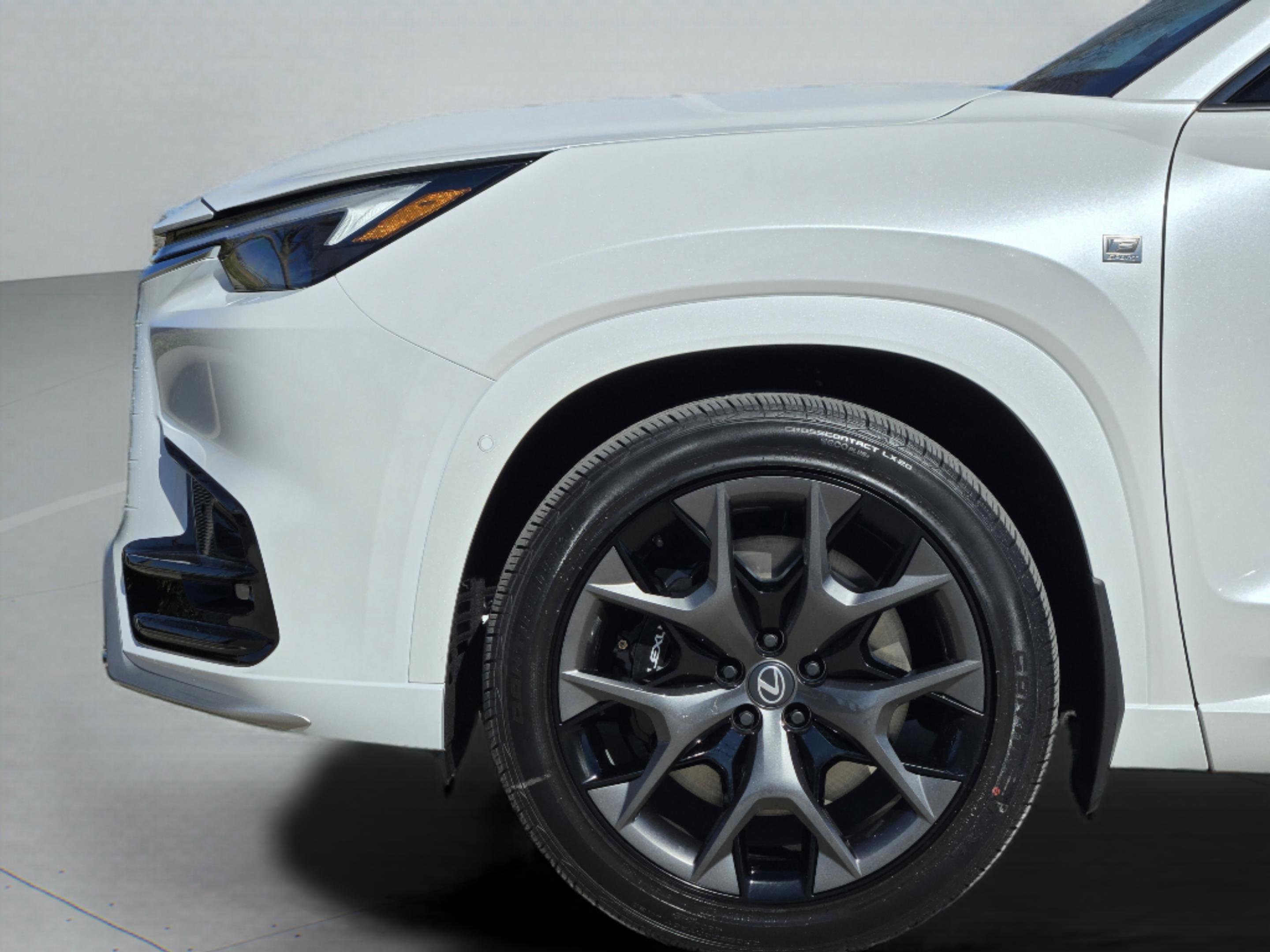 New 2026 Lexus TX 500h AWD image 7