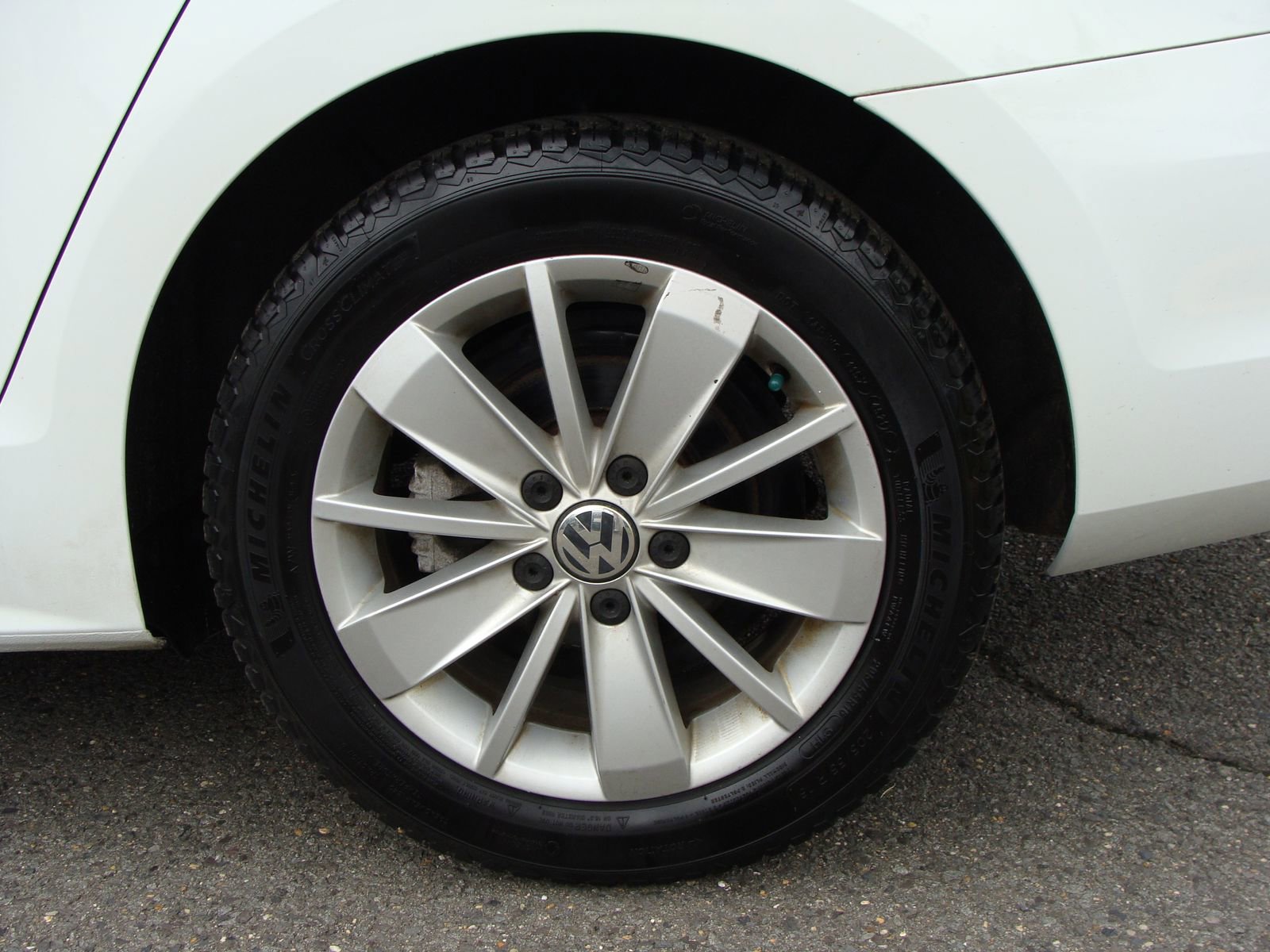 Used 2015 Volkswagen Jetta SE FWD image 31