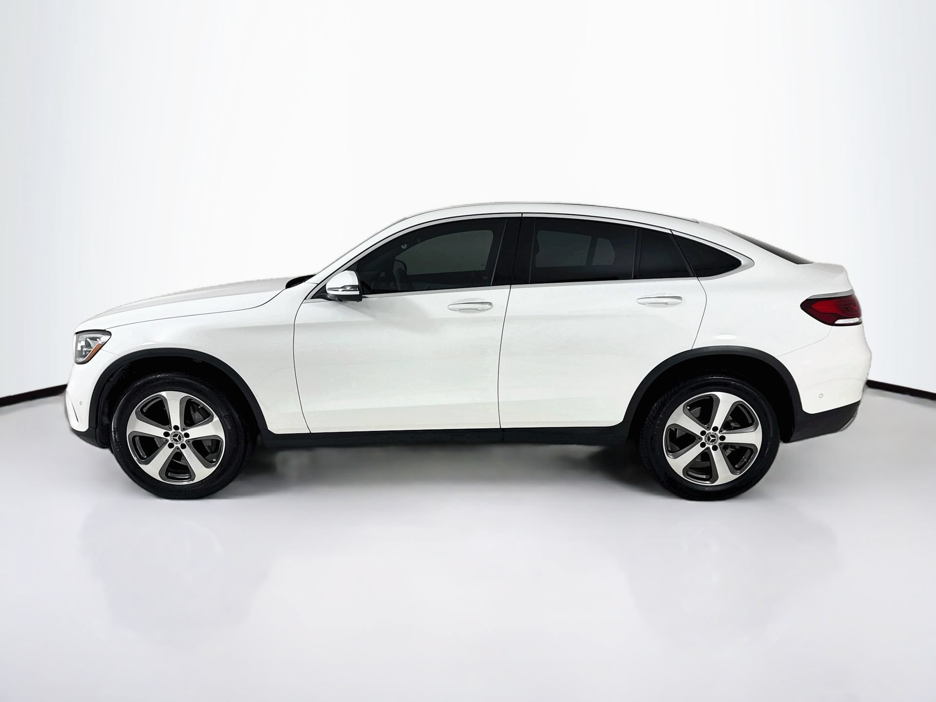 Certified 2023 Mercedes-Benz GLC 300 4MATIC Coupe image 5