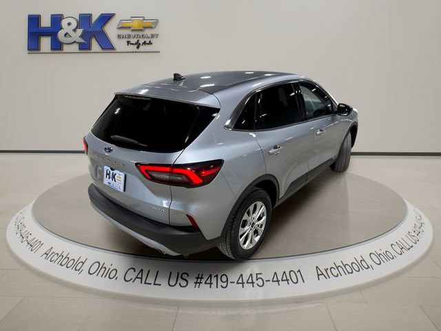 Used 2024 Ford Escape Active AWD/4WD image 8