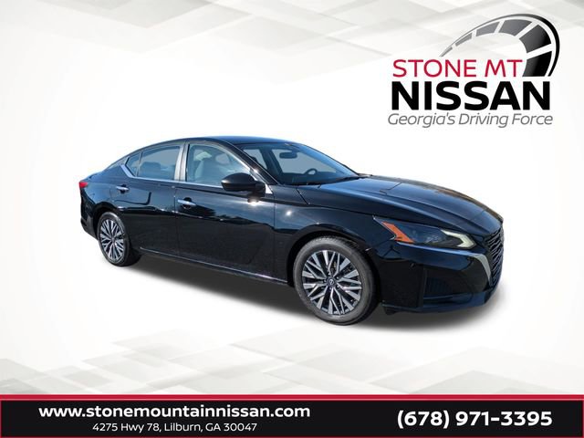 Used 2024 Nissan Altima 2.5 SV image 1