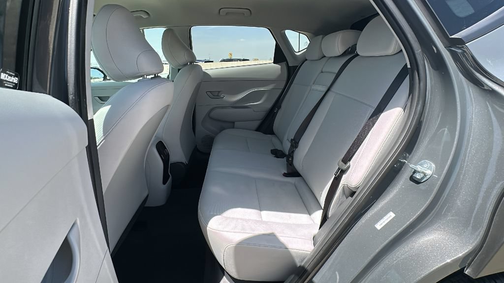 Used 2026 Hyundai Kona SEL Sport FWD image 32