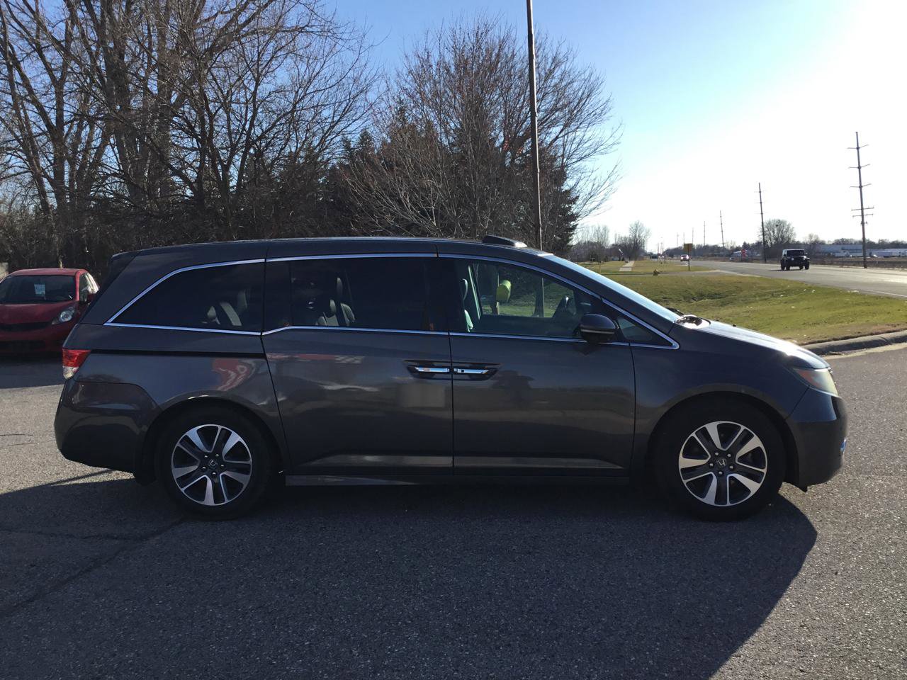 Used 2016 Honda Odyssey Touring image 5