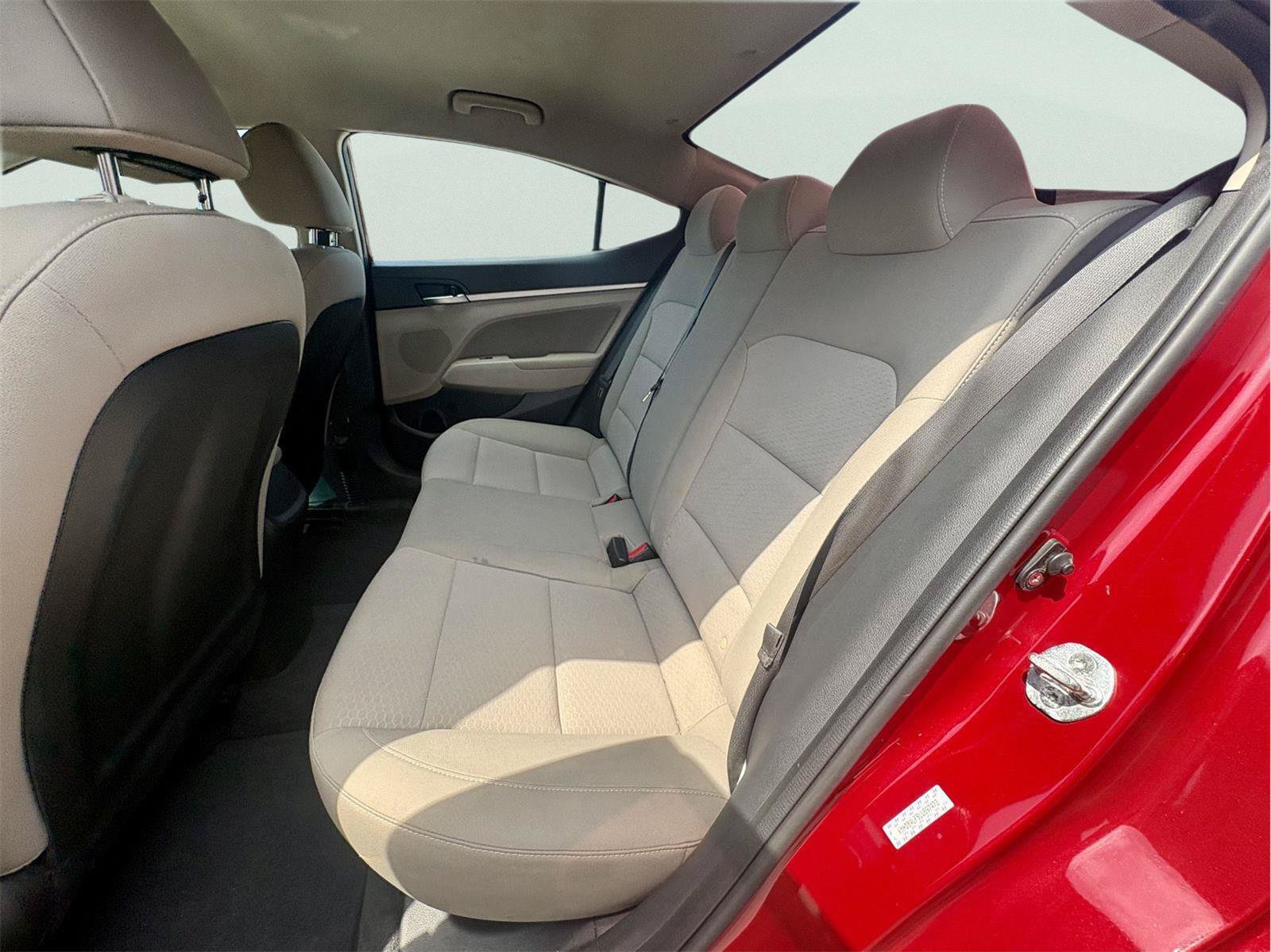 Used 2020 Hyundai Elantra SEL FWD image 11