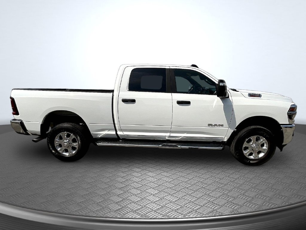 Used 2026 RAM 2500 Big Horn AWD/4WD image 4