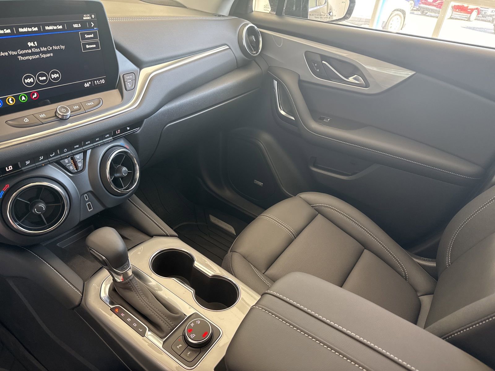 New 2025 Chevrolet Blazer LT w/ Sound & Technology Package image 25