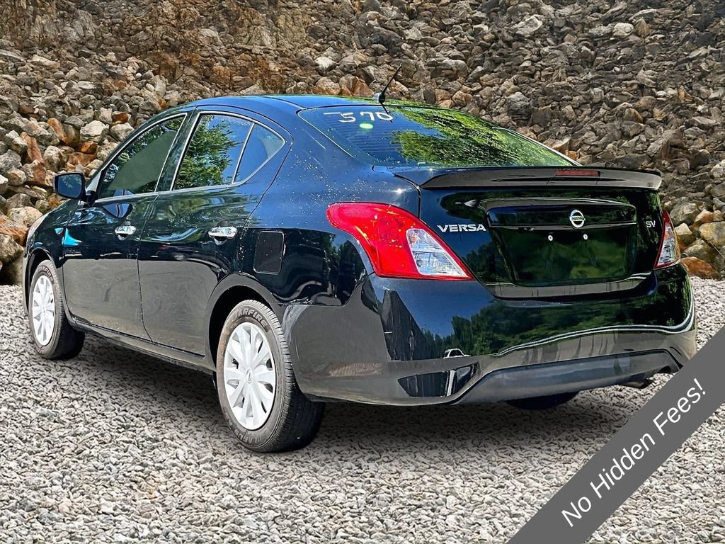 Used 2019 Nissan Versa SV FWD image 10
