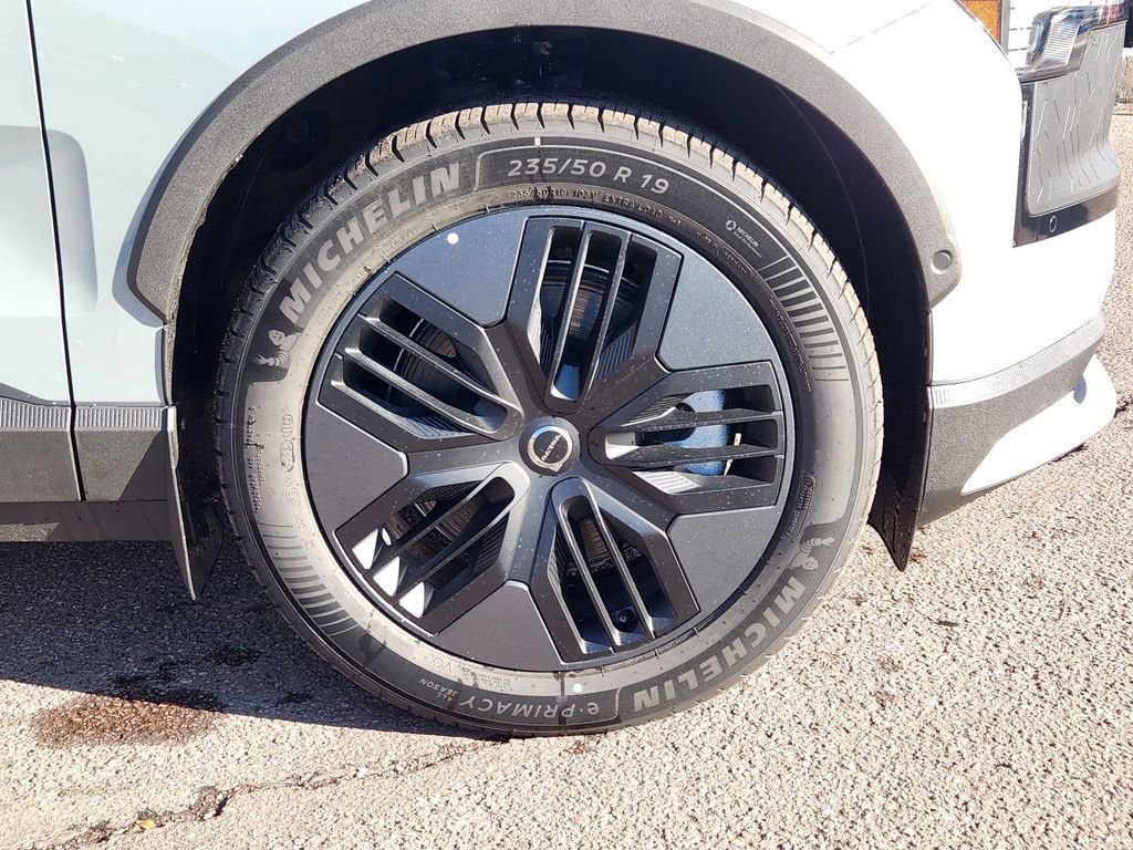 New 2026 Volvo EX30 Cross Country Ultra w/ Protection Package Premier image 30
