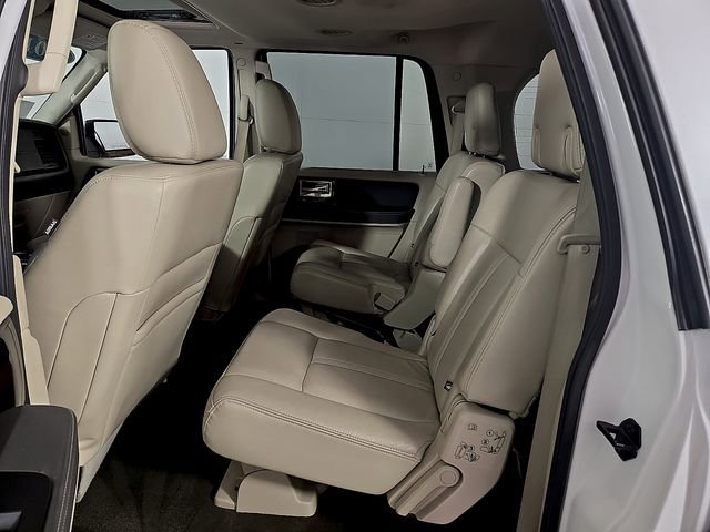 Used 2017 Lincoln Navigator L Reserve AWD/4WD image 11