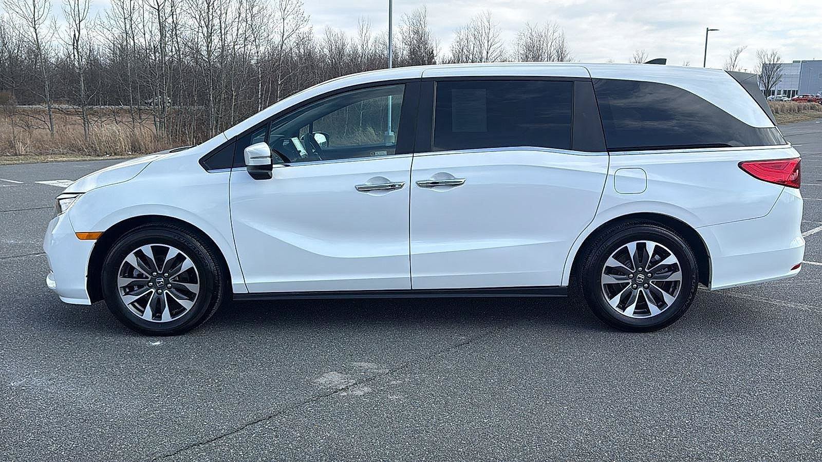 Used 2024 Honda Odyssey EX-L image 13