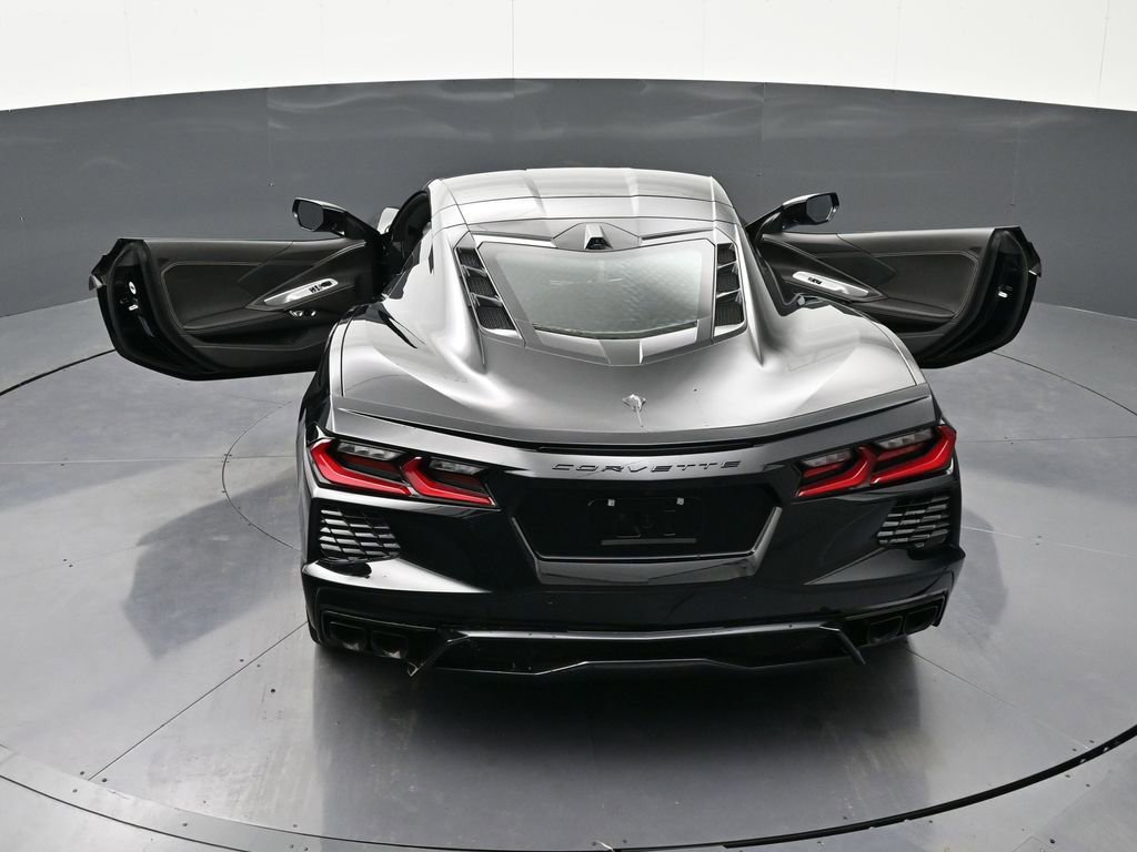 Used 2026 Chevrolet Corvette Stingray Coupe w/ 1LT RWD image 33
