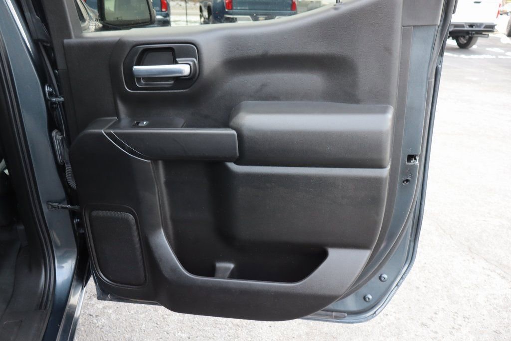 Used 2020 Chevrolet Silverado 1500 LT image 20