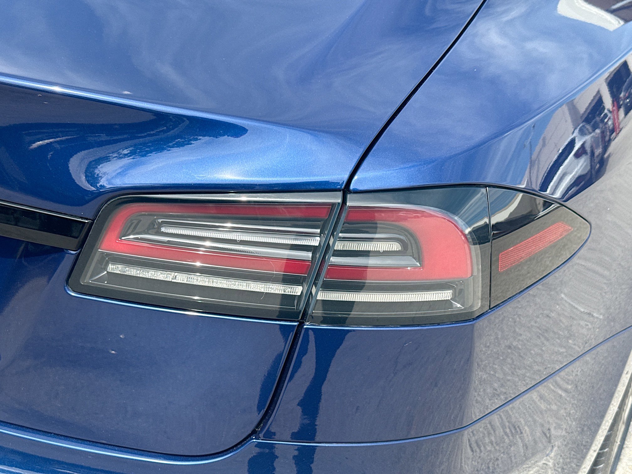 Used 2022 Tesla Model S AWD/4WD image 26