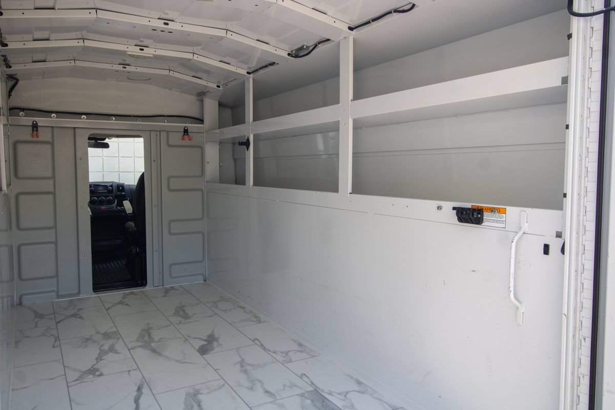 Used 2018 RAM ProMaster 3500 w/ Premium Appearance Group FWD image 33
