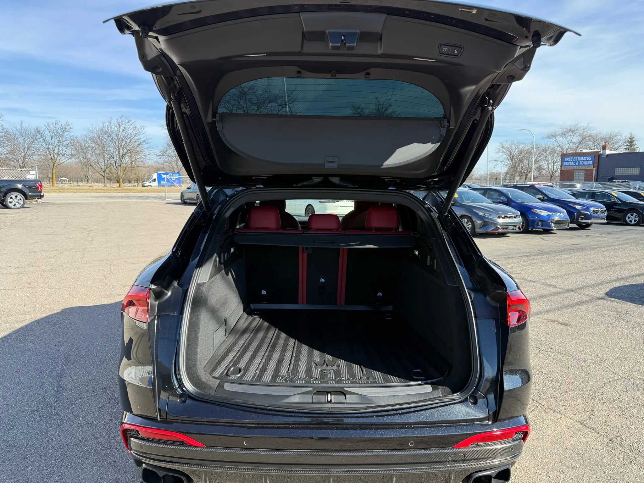 Used 2024 Maserati Grecale Trofeo image 44