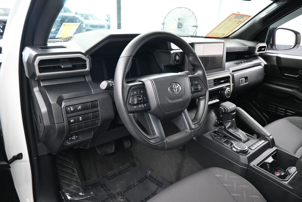 Used 2024 Toyota Tacoma SR AWD/4WD image 10