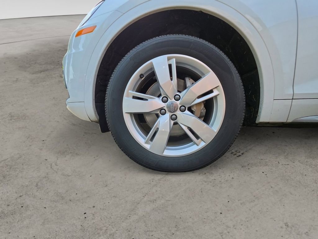 Used 2019 Audi Q5 2.0T Premium Plus w/ Premium Plus Package AWD/4WD image 9