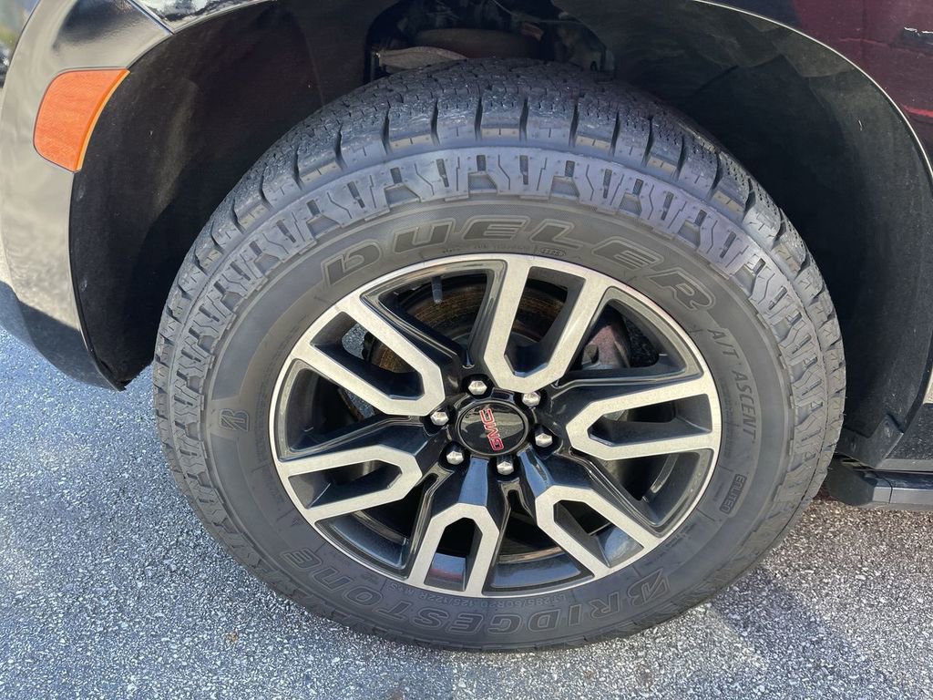 Used 2021 GMC Yukon AT4 w/ AT4 Premium Plus Package image 2