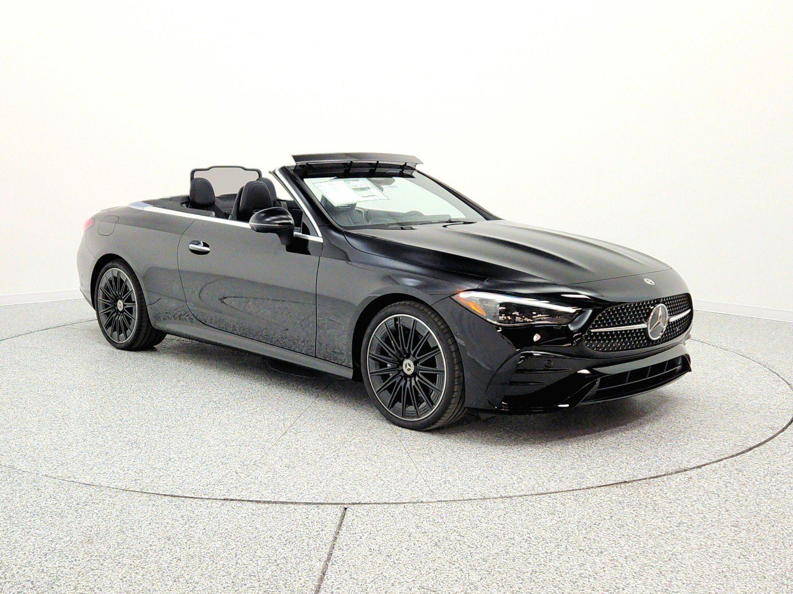New 2026 Mercedes-Benz CLE 300 4MATIC Cabriolet image 3