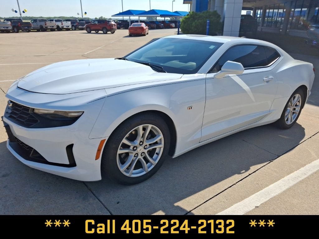 Used 2019 Chevrolet Camaro LT RWD image 1